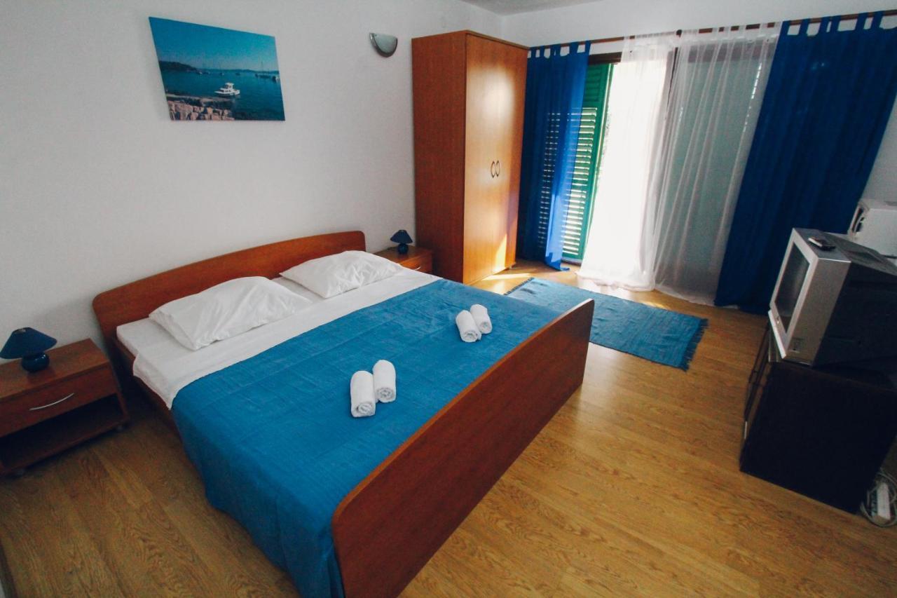 Apartments Gaja Blue Ap Sveti Filip i Jakov Exterior foto